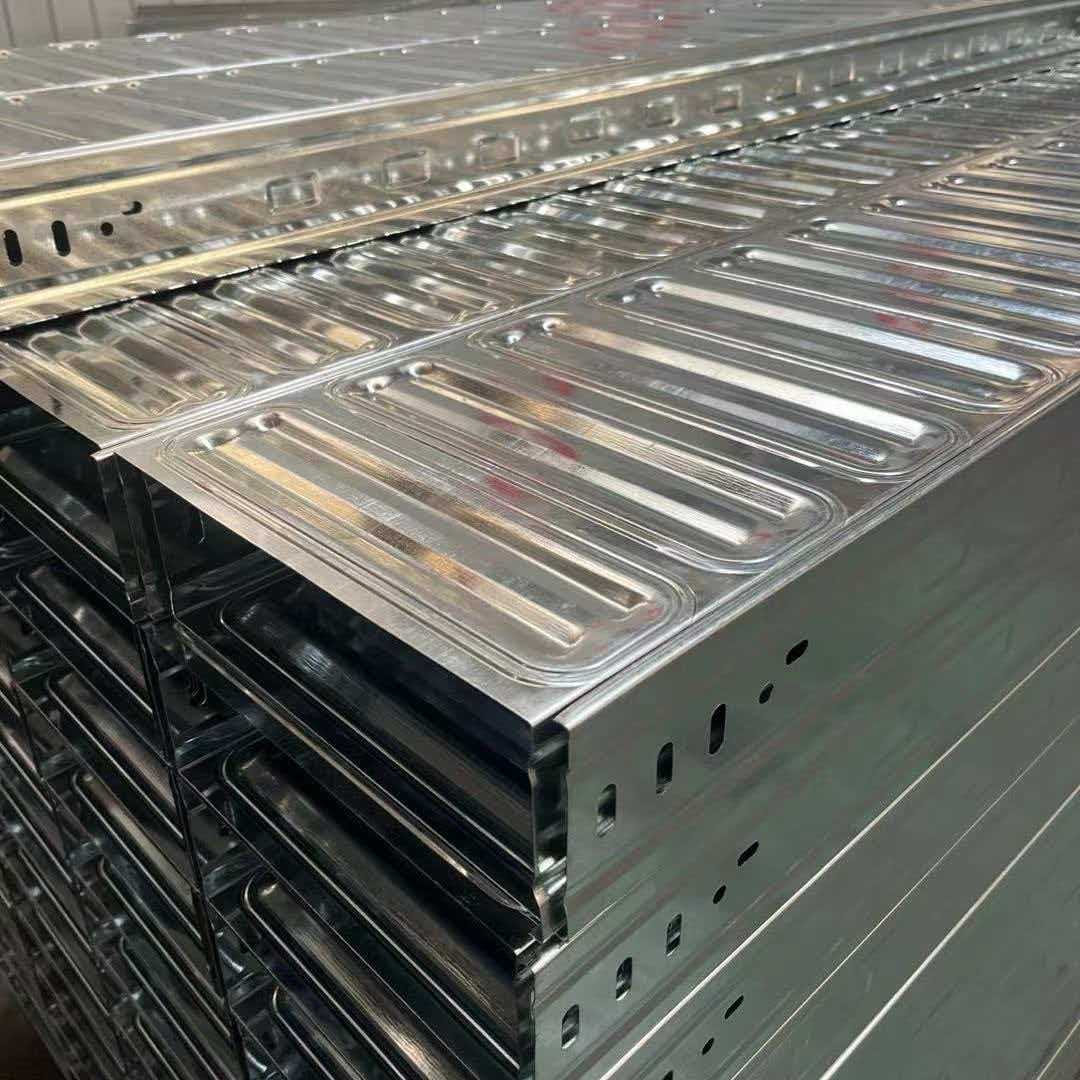 六盘水市铝合金电缆桥架锌铝镁电缆桥架 - 方案